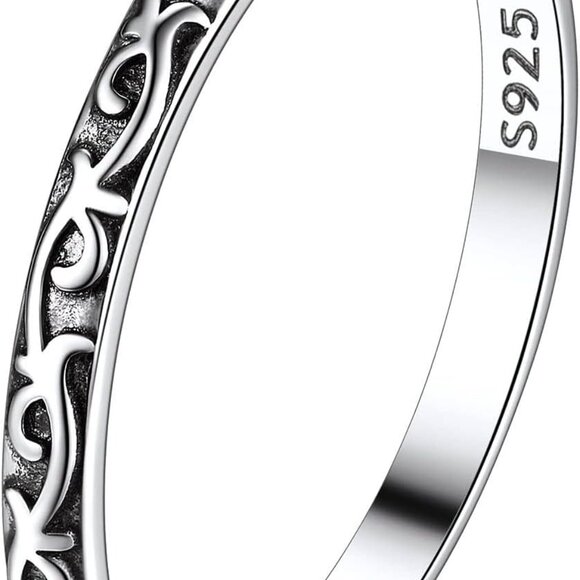 Hypoallergenic 2mm Celtic Knot Ring in Sterling Silver, Size 5, Gift Boxed - Picture 1 of 5
